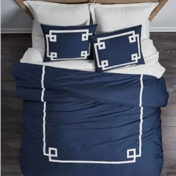 NWT King Duvet & 2 Shams Set Firm Price * Last 1